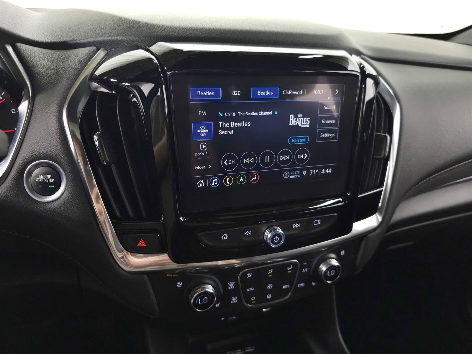 Used 2023 Chevrolet Traverse High Country w/ LPO, Floor Liner Package AWD/4WD image 26