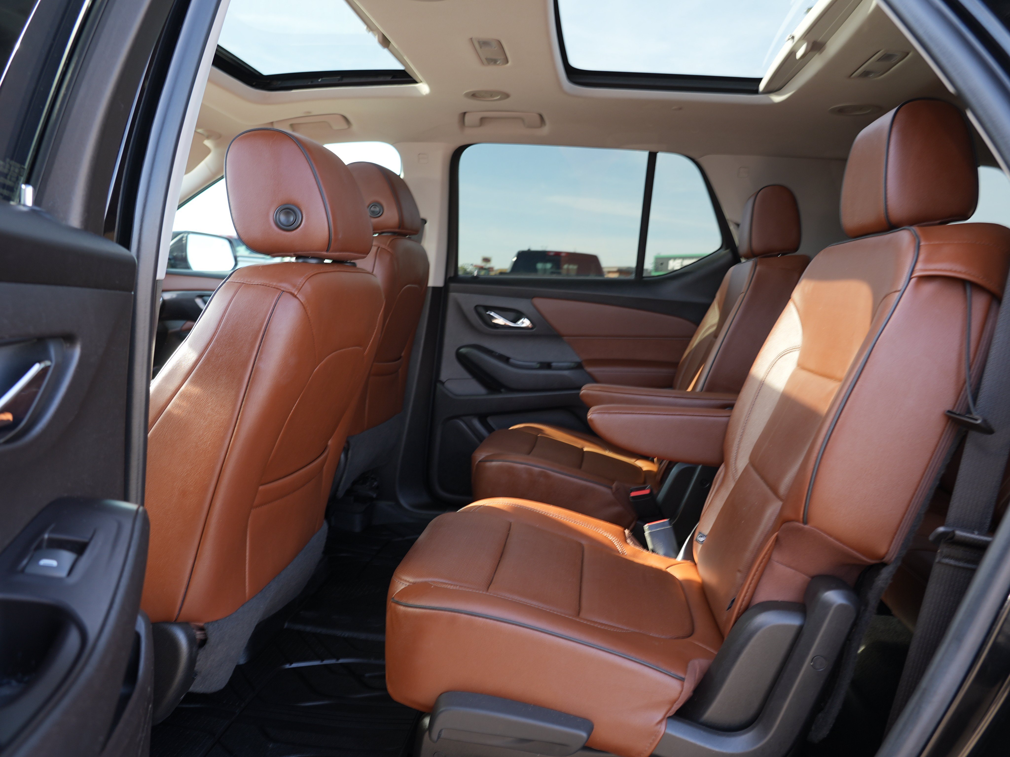 Used 2019 Chevrolet Traverse High Country AWD/4WD image 19