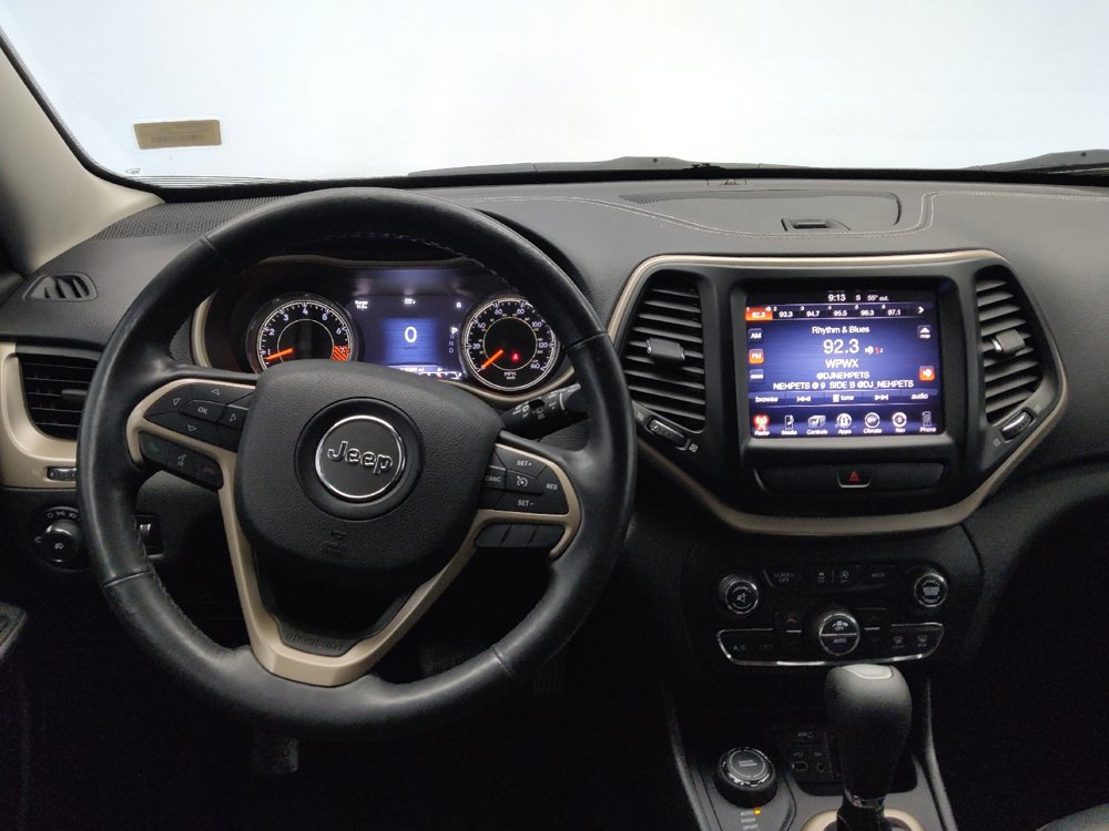 Used 2015 Jeep Cherokee Limited w/ Trailer Tow Group AWD/4WD image 22