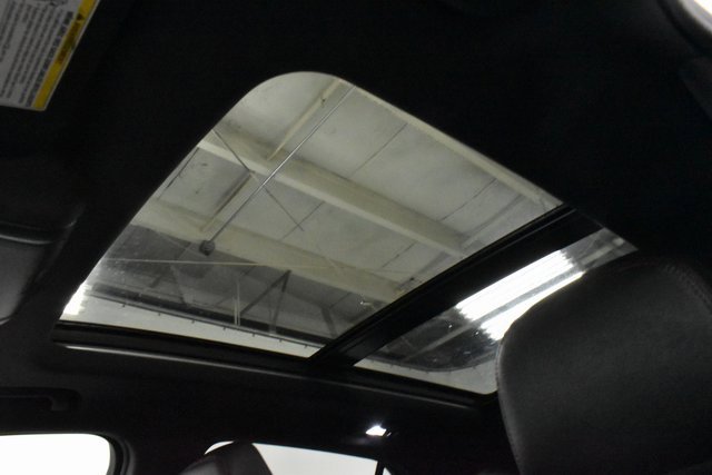 Certified 2022 Chevrolet Equinox RS w/ RS Leather Package image 18