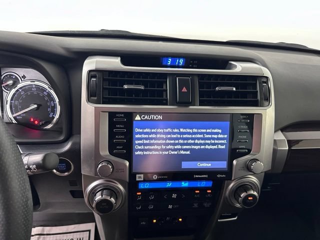 Used 2022 Toyota 4Runner Limited AWD/4WD image 29