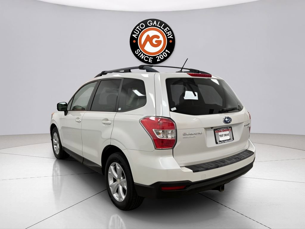 Used 2014 Subaru Forester 2.5i Premium AWD/4WD image 5