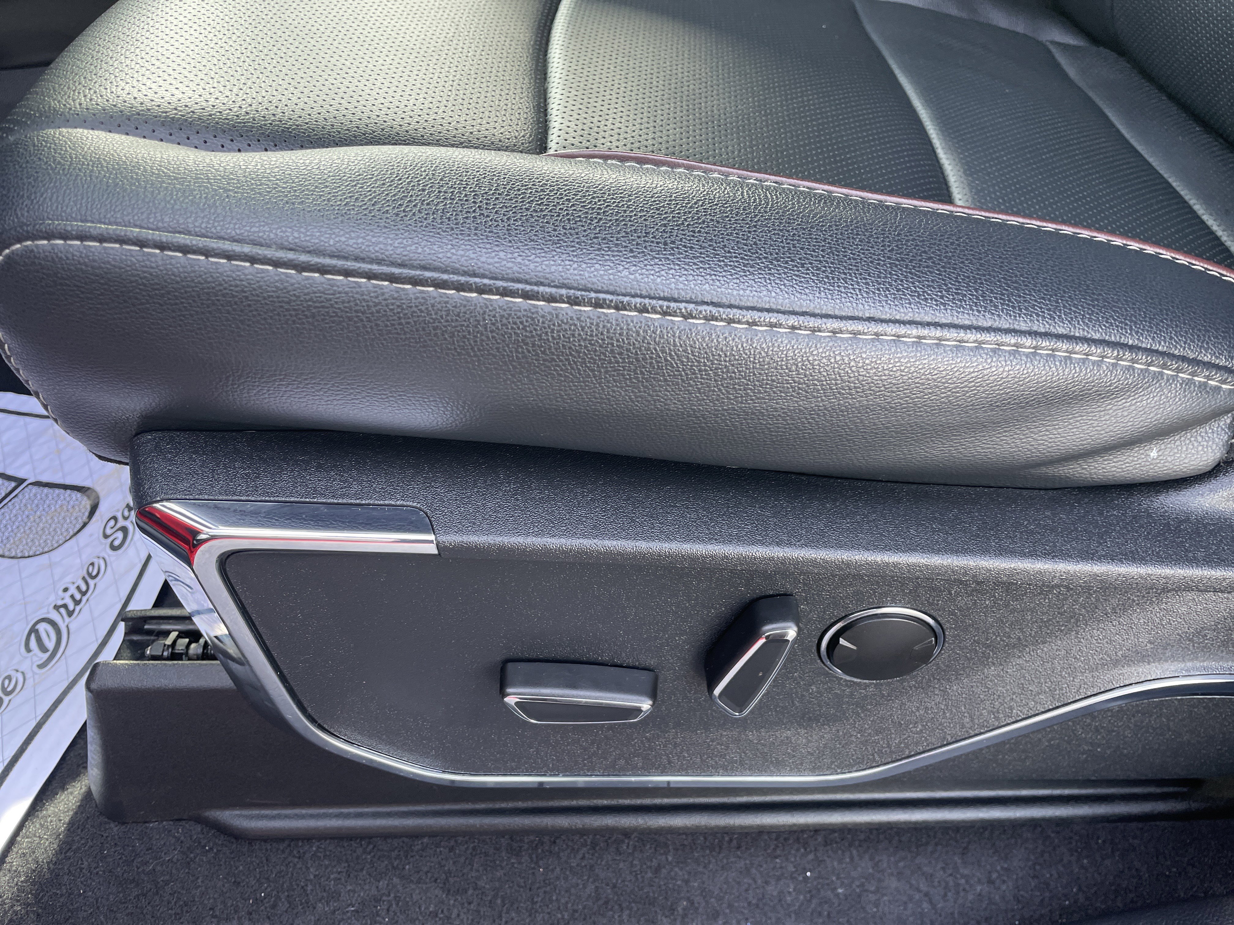 Used 2023 Ford F150 Lariat w/ Equipment Group 502A High image 11