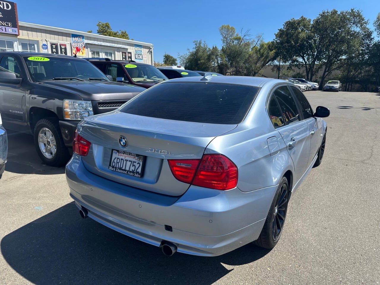Used 2011 BMW 335i xDrive Sedan AWD/4WD image 5