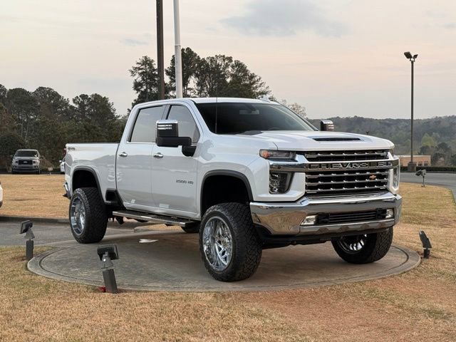 Used 2022 Chevrolet Silverado 2500 LTZ AWD/4WD image 9