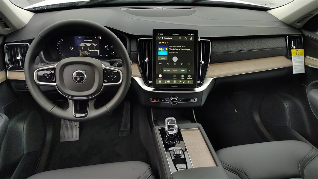 New 2026 Volvo XC90 B5 Plus image 11