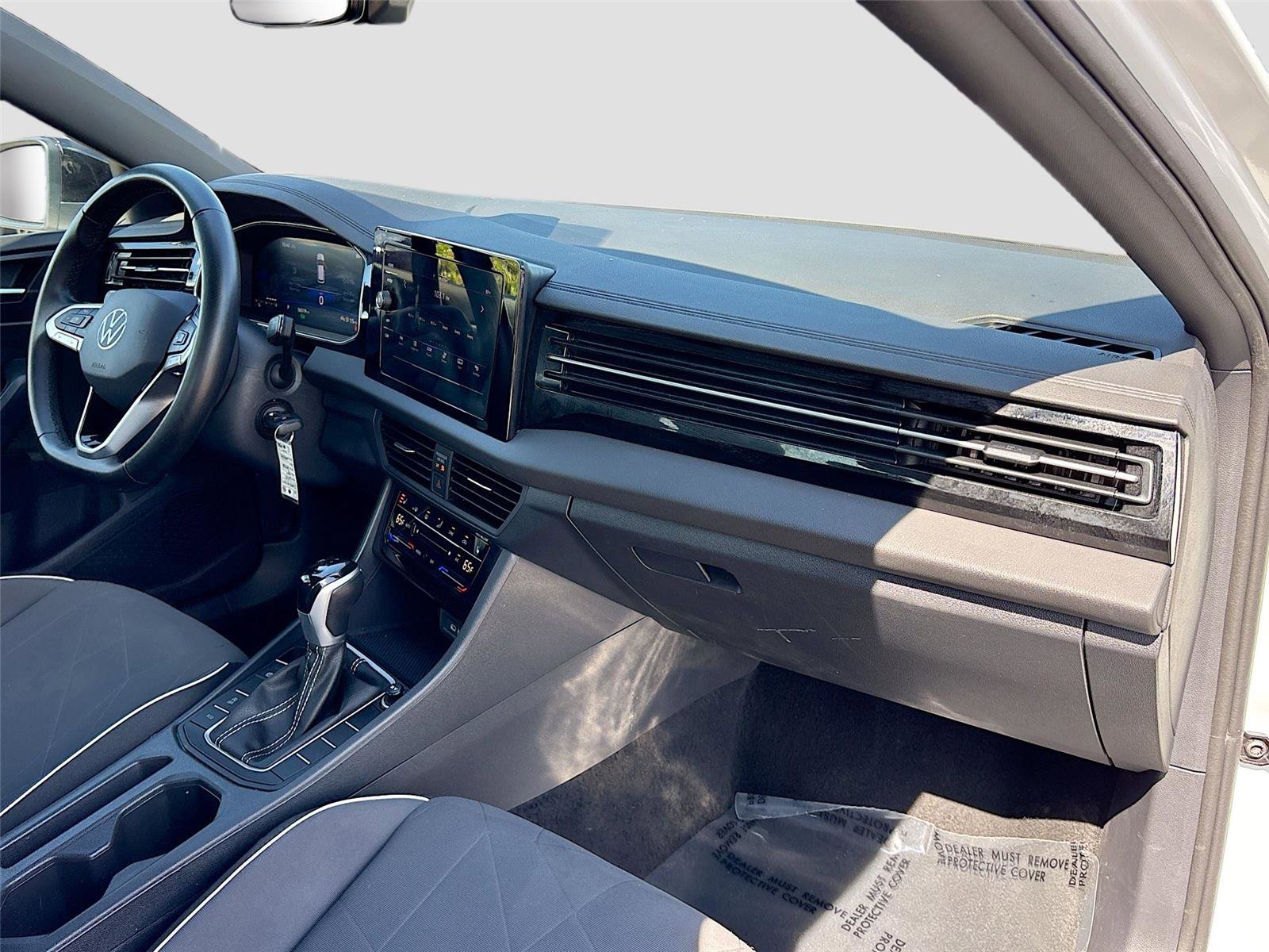 Used 2025 Volkswagen Jetta Sport FWD image 27