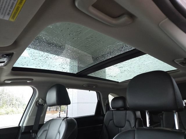 Used 2021 Kia Sorento EX image 25