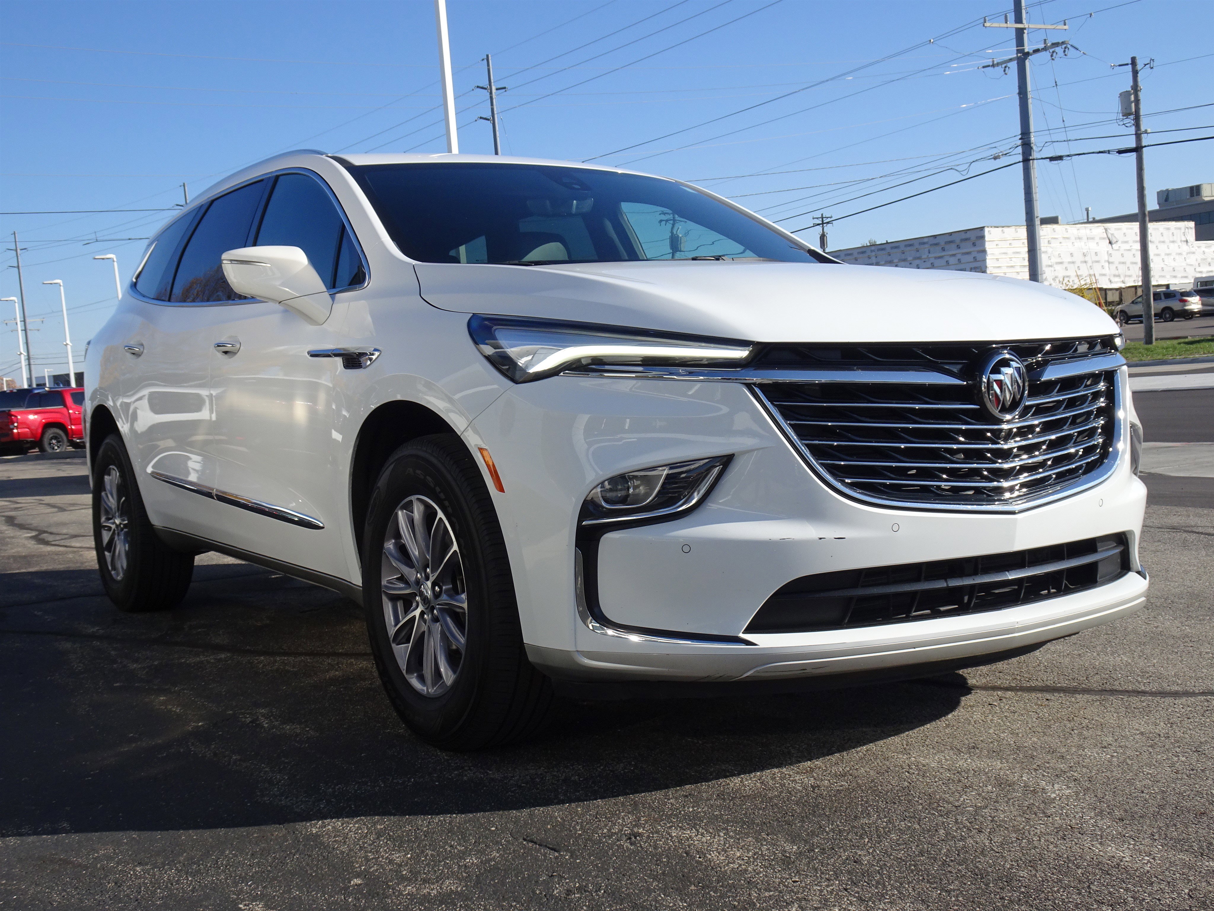 Used 2024 Buick Enclave Premium image 7
