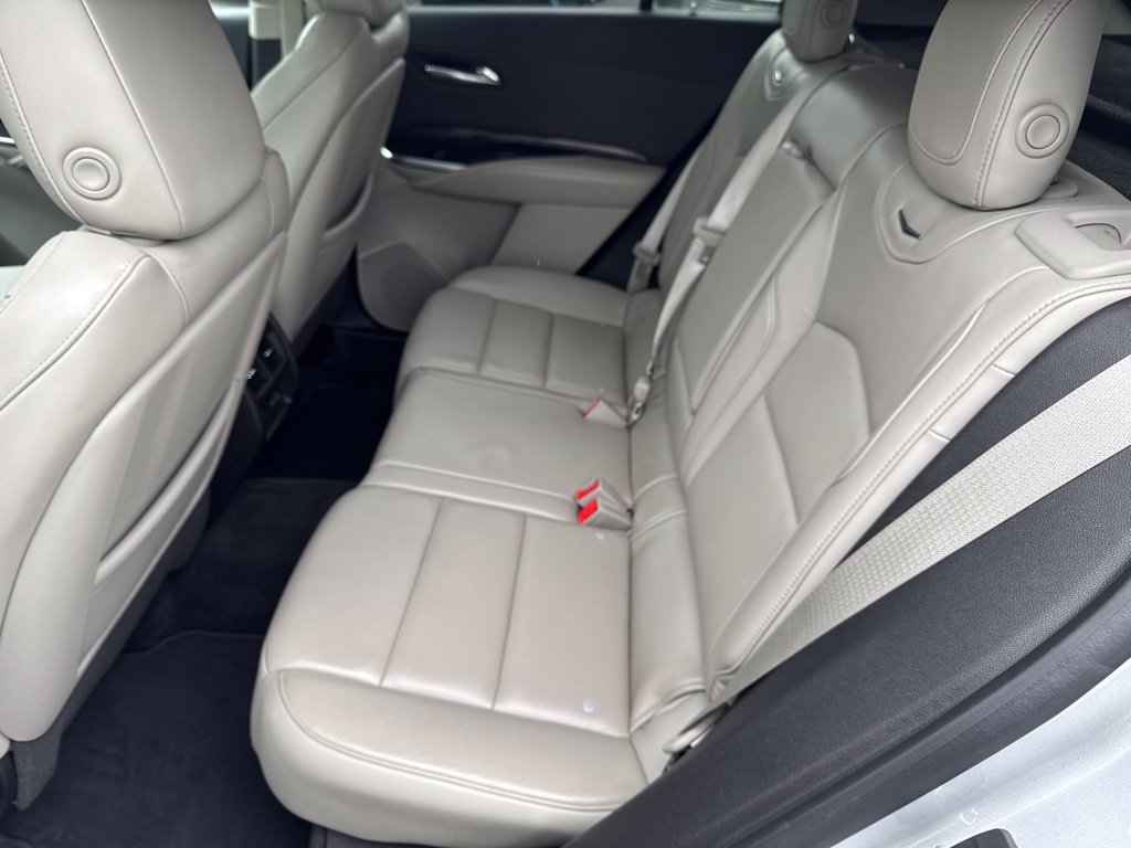 Used 2019 Cadillac XT4 Premium Luxury FWD image 25