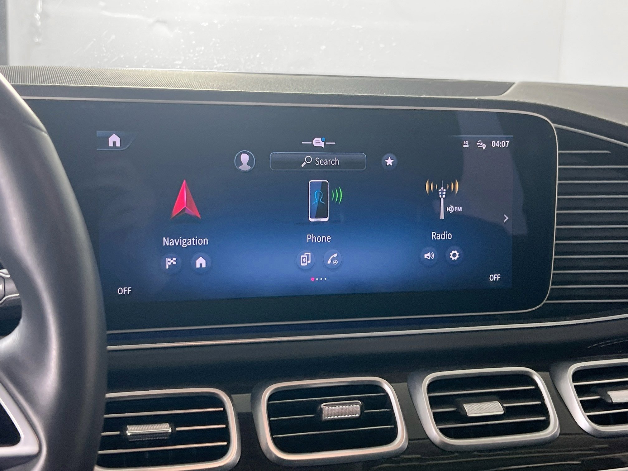 Used 2024 Mercedes-Benz GLS 450 4MATIC image 15