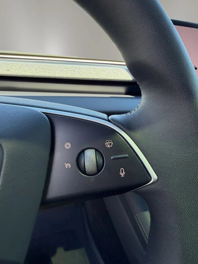 Used 2025 Tesla Model 3 Long Range RWD image 23