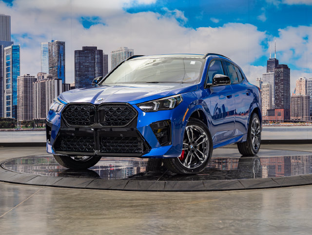 New 2026 BMW X2 xDrive28i w/ Technology Package AWD/4WD image 2