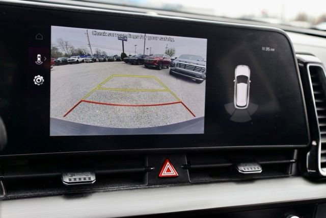 Certified 2024 Kia Sportage EX image 5