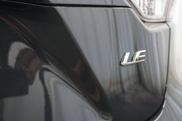 Used 2024 Toyota Corolla LE FWD image 9