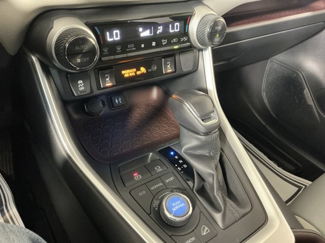 Used 2019 Toyota RAV4 Limited w/ All Weather Liner Package AWD/4WD image 21