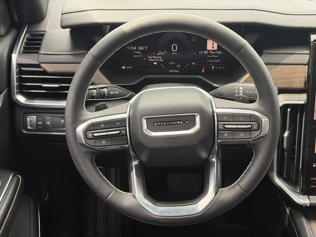 Used 2025 GMC Acadia Denali FWD image 13