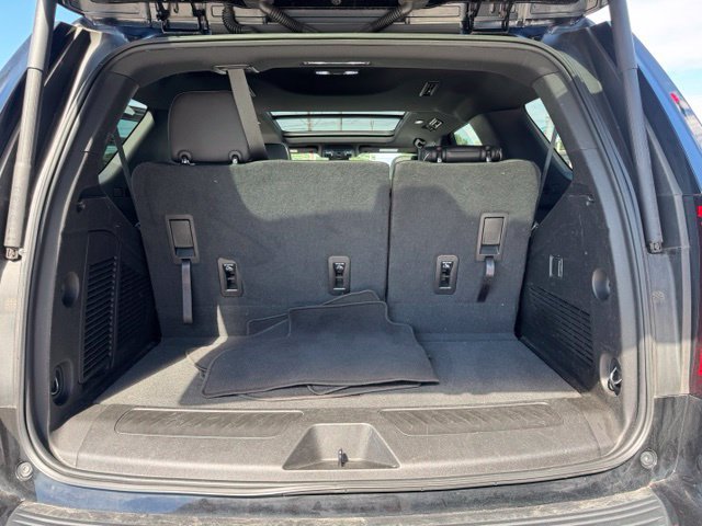 Used 2023 GMC Yukon SLT AWD/4WD image 23