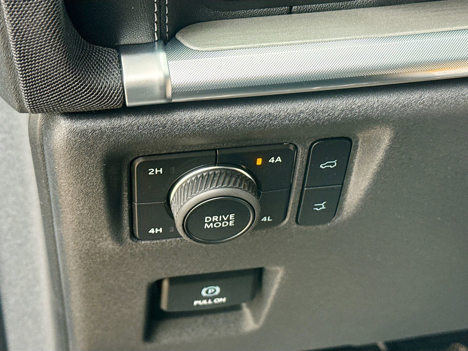 New 2025 Ford Expedition Platinum w/ Driver's Package image 14