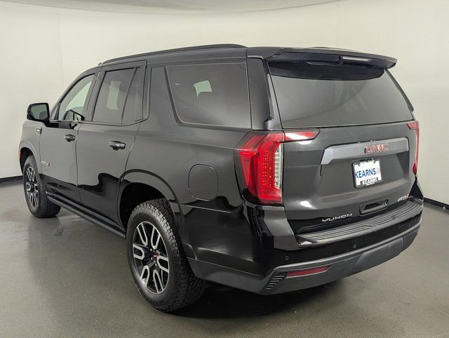 Used 2023 GMC Yukon AT4 w/ Technology Package AWD/4WD image 6