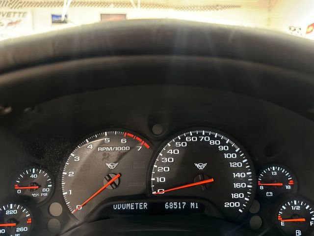 Used 2004 Chevrolet Corvette Coupe w/ Roof Package image 32