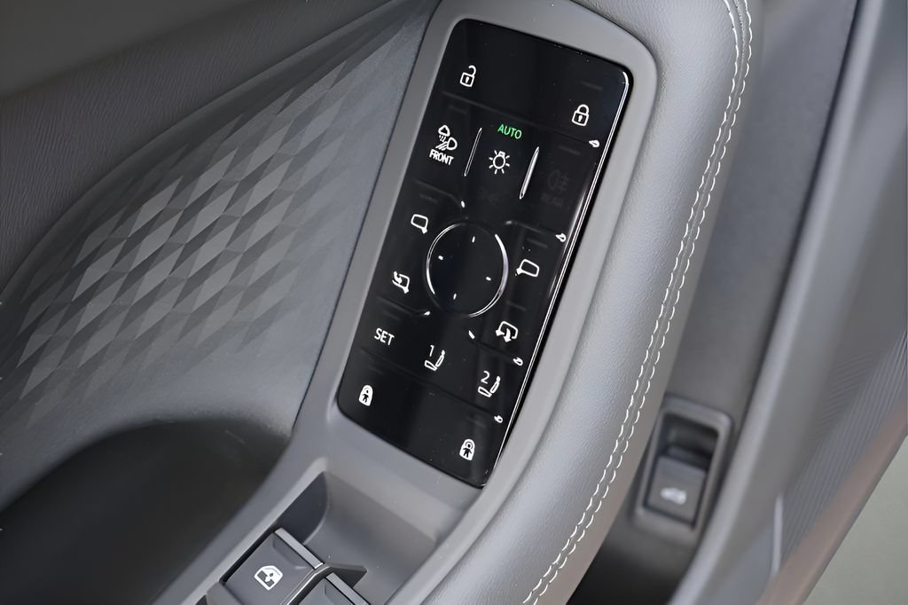 New 2026 Audi A6 Premium Plus AWD/4WD image 11
