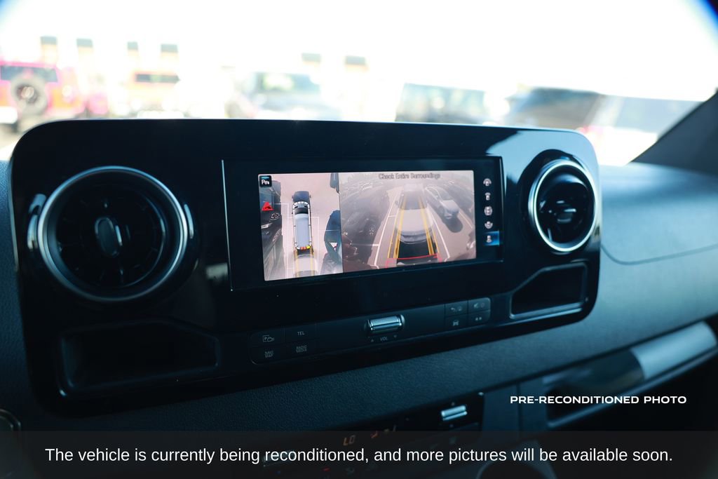 Used 2020 Mercedes-Benz Sprinter 2500 w/ Premium Plus Package image 17