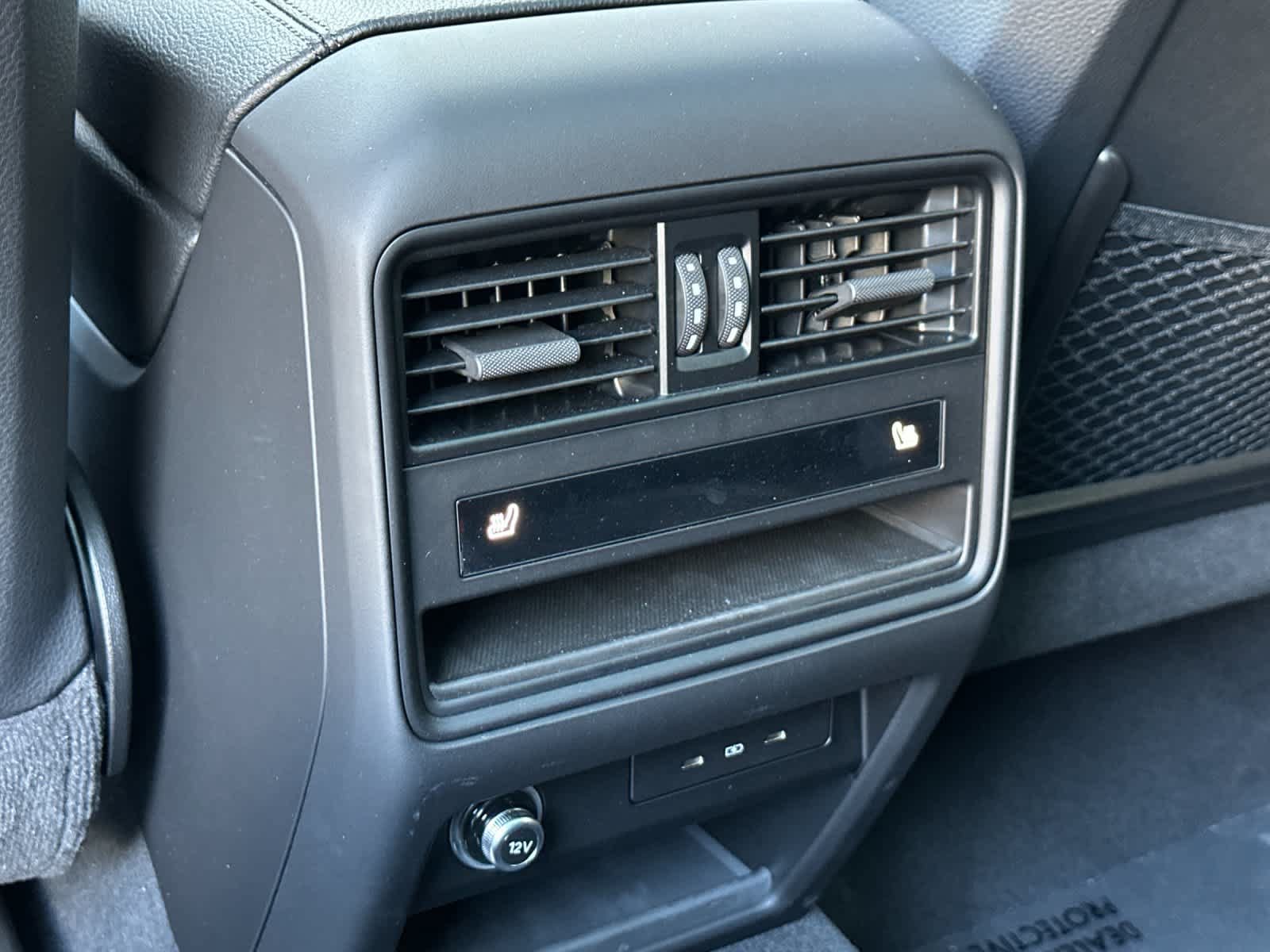Certified 2025 Porsche Cayenne AWD/4WD image 14