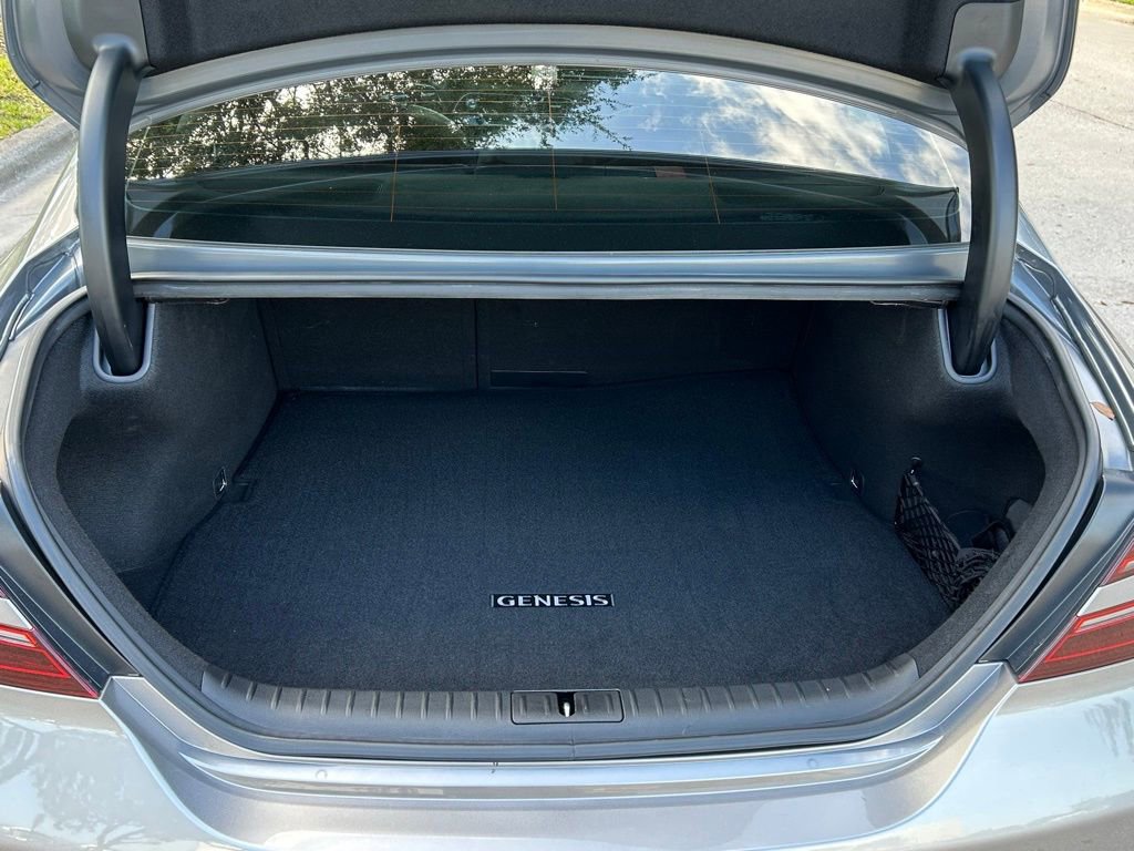 Used 2023 Genesis G70 3.3T w/ Sport Prestige Package image 37
