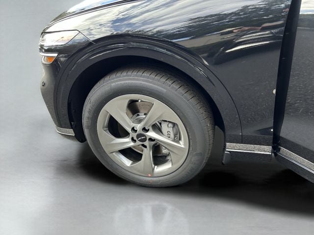 Used 2026 Genesis GV70 2.5T AWD/4WD image 11