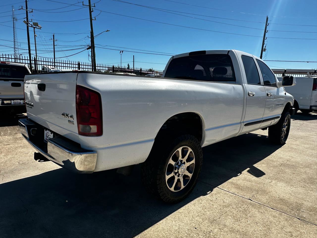 Used 2004 Dodge Ram 3500 Truck SLT w/ Trailer Tow Group AWD/4WD image 4