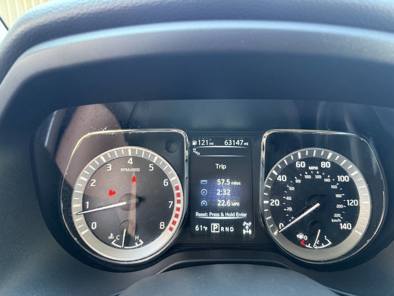 Used 2017 Nissan Titan SV image 16