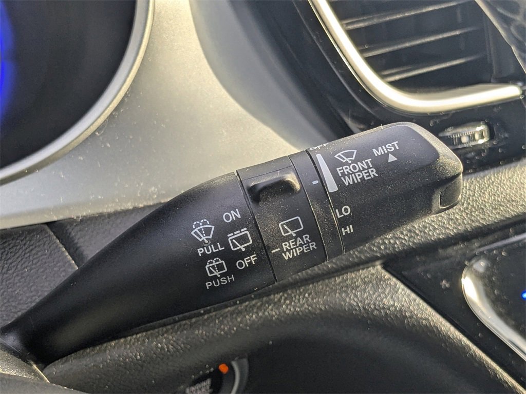 Used 2020 Chrysler Pacifica Touring-L Plus image 26