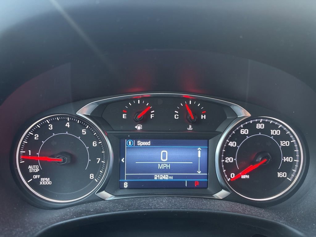 Used 2023 GMC Terrain SLE w/ Driver Convenience Package image 13