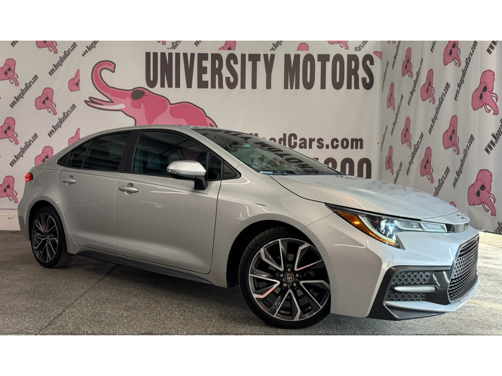 Used 2020 Toyota Corolla XSE image 2