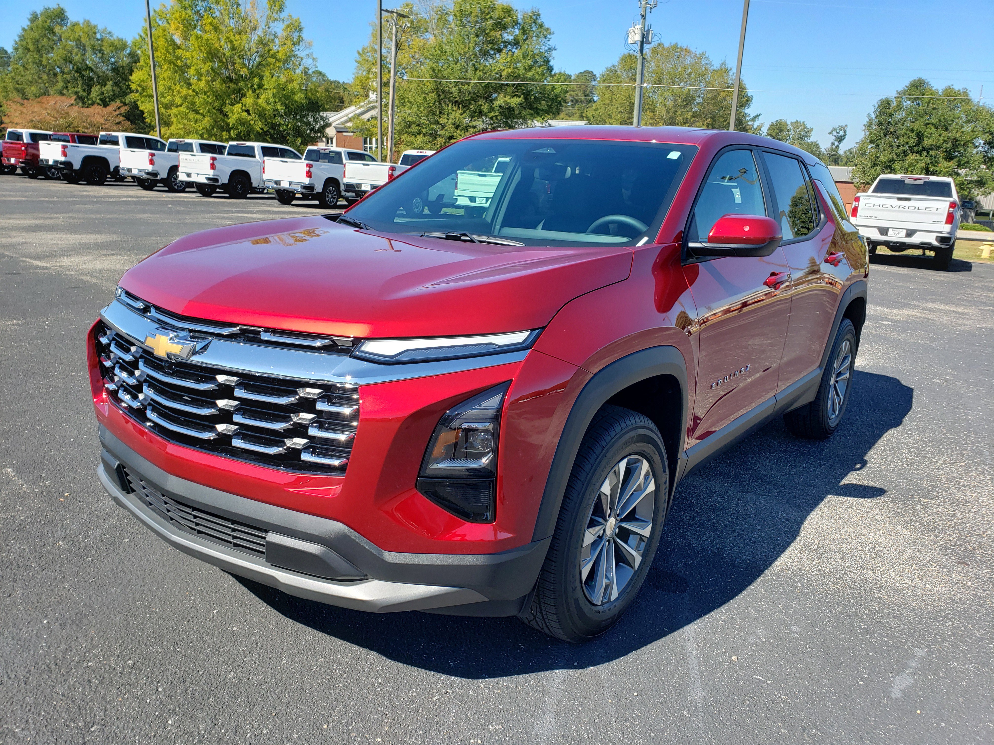 New 2026 Chevrolet Equinox LT w/ Convenience Package II image 2