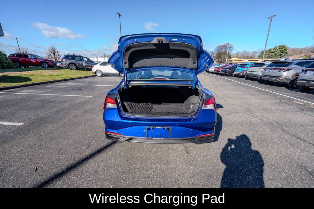 Certified 2023 Hyundai Elantra SEL w/ Convenience Package image 13