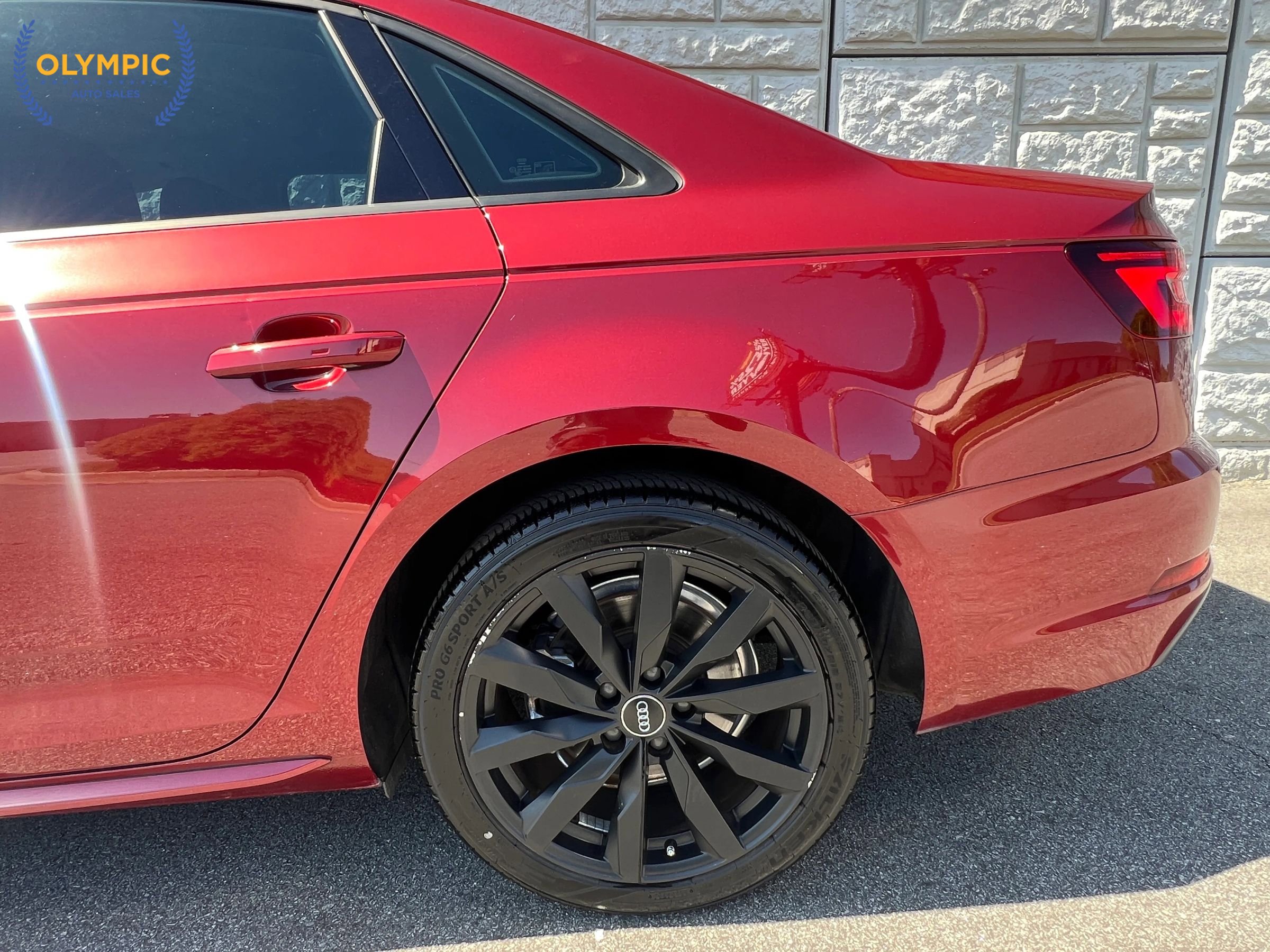 Used 2018 Audi A4 2.0T Ultra Premium w/ Convenience Package FWD image 11