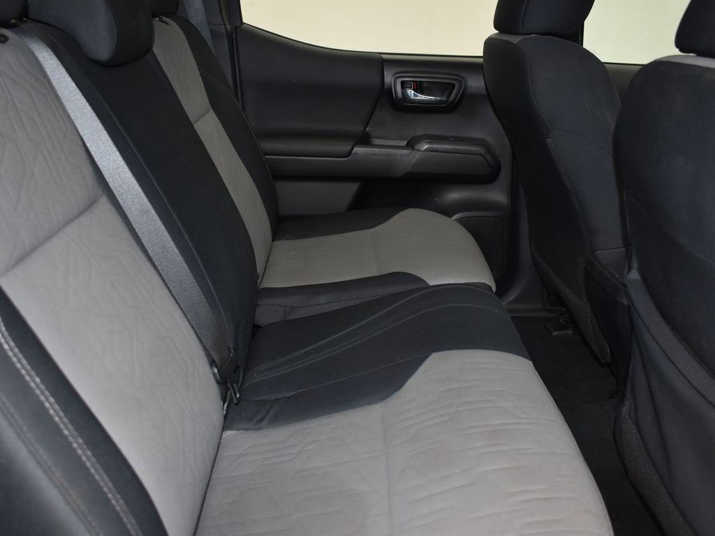 Used 2020 Toyota Tacoma TRD Off-Road image 20