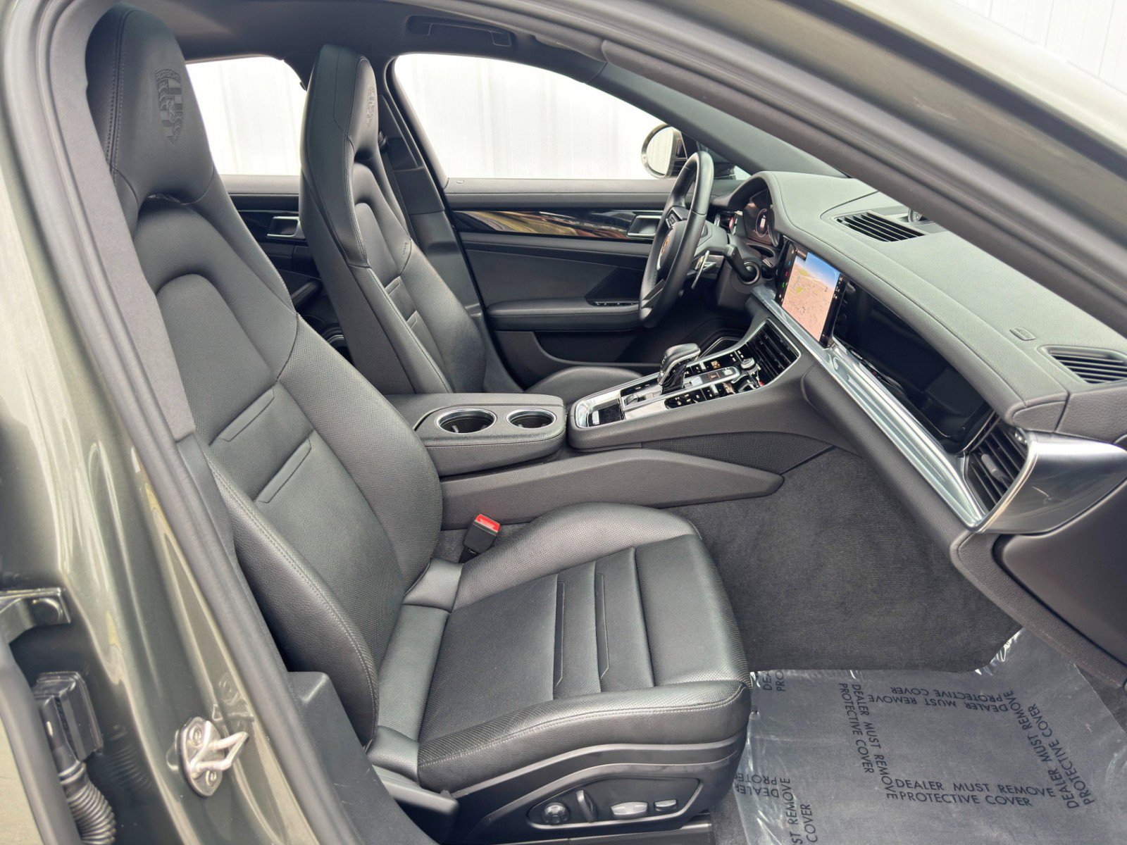 Used 2022 Porsche Panamera 4 AWD/4WD image 16