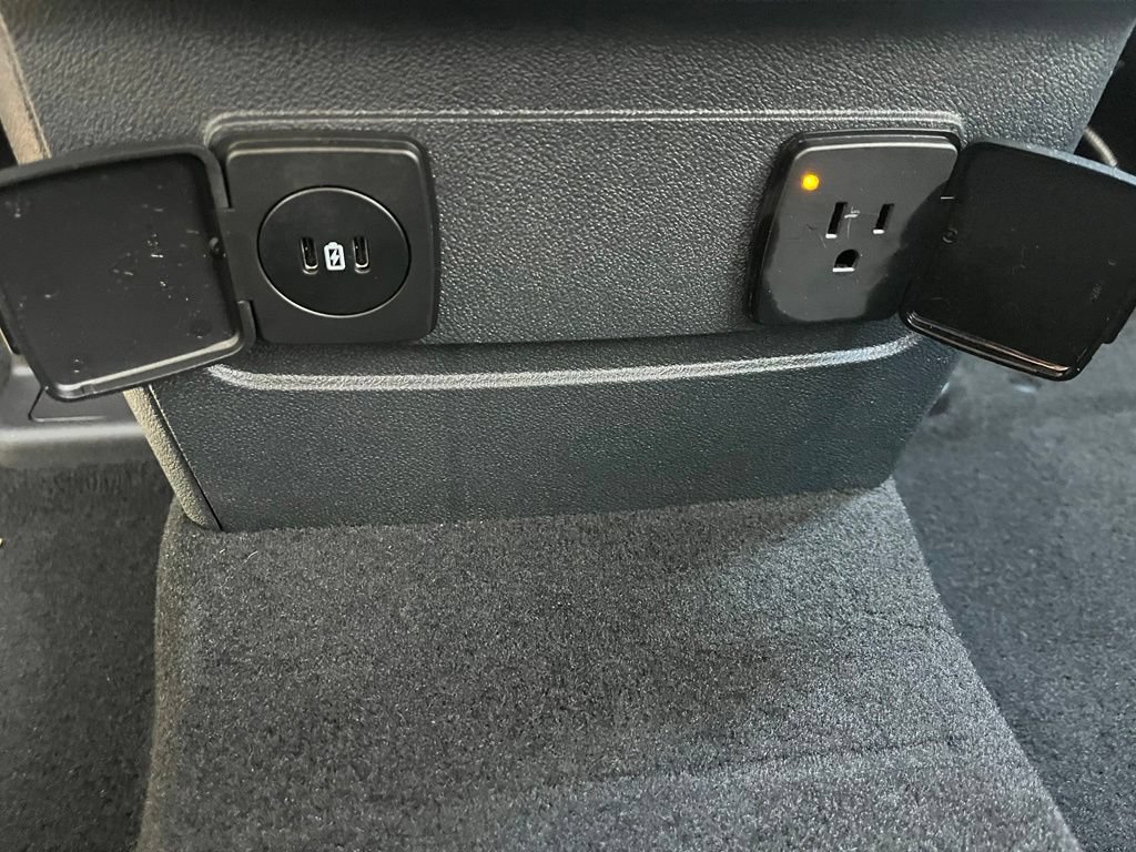 Used 2026 Lincoln Aviator AWD image 15