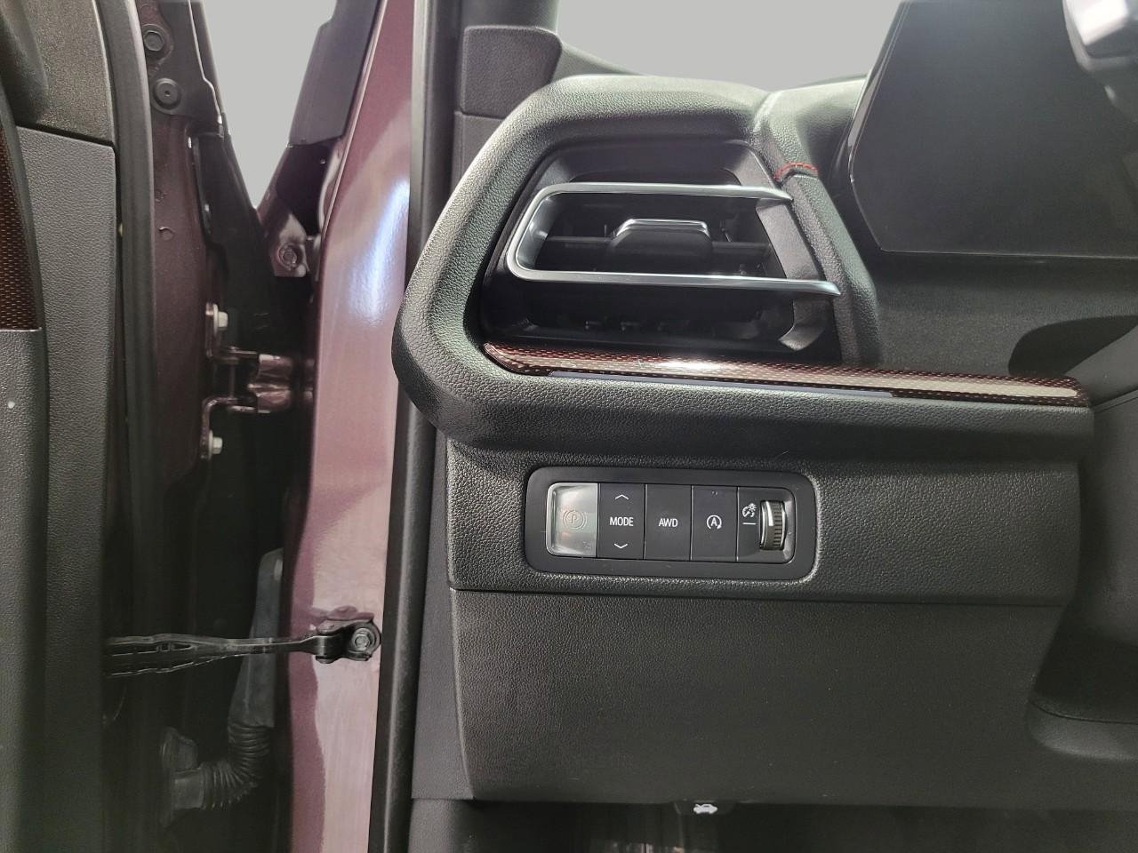 Certified 2024 Chevrolet Traverse RS AWD/4WD image 10