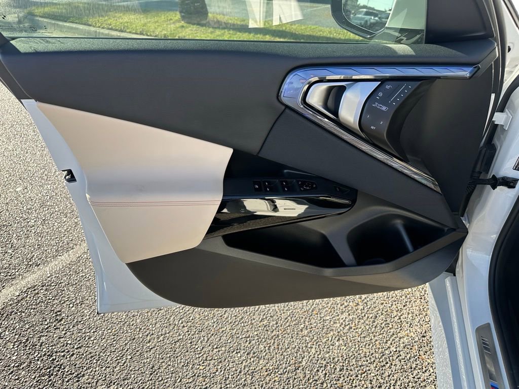 Used 2026 BMW X3 xDrive30 w/ M Sport Package image 10