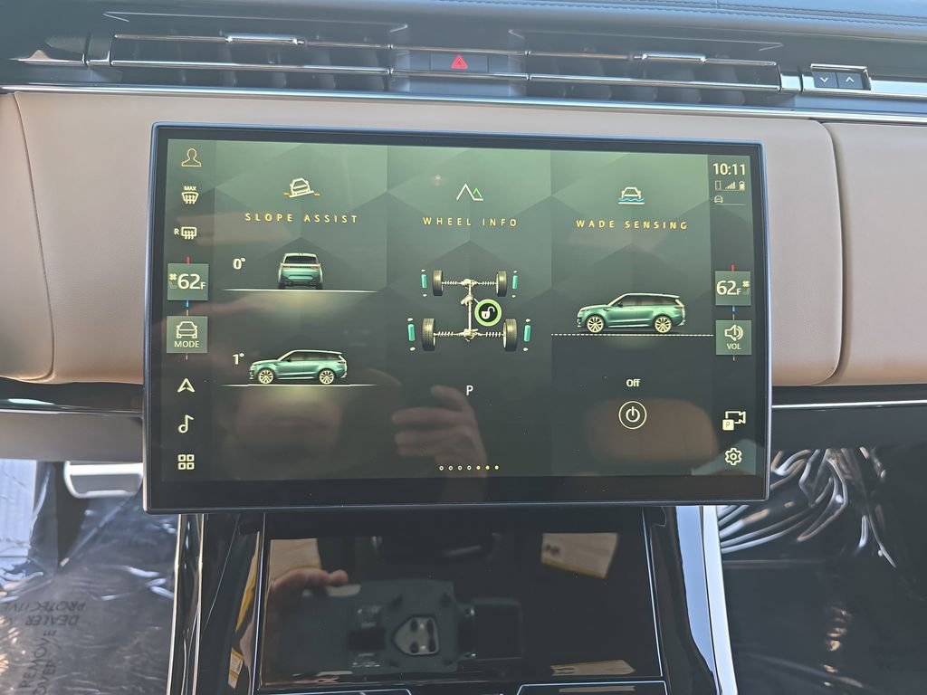 Used 2024 Land Rover Range Rover Sport Dynamic SE image 21