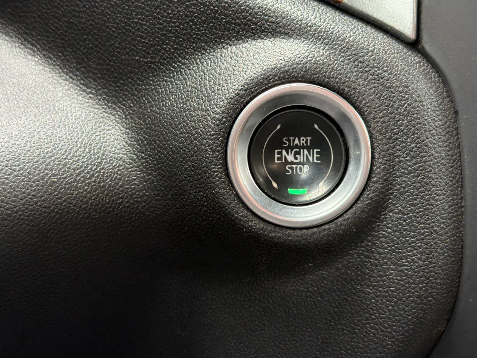 Used 2022 Chevrolet Silverado 1500 RST AWD/4WD image 21