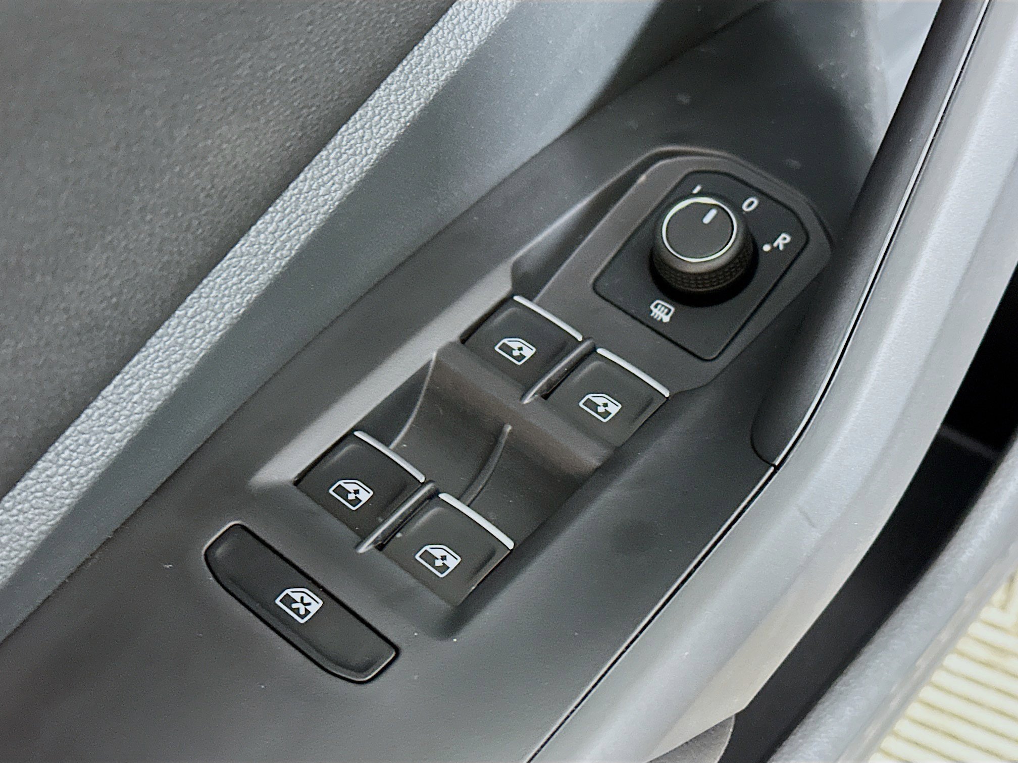 New 2025 Volkswagen Jetta Sport image 17