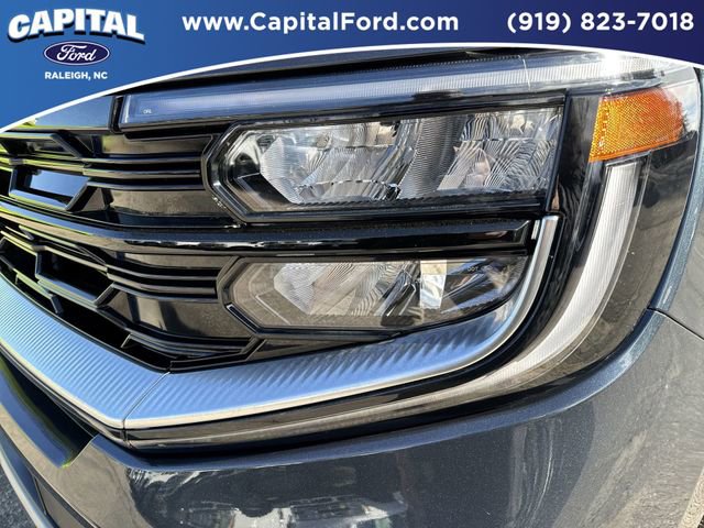 Certified 2025 Ford Expedition Max Platinum w/ Platinum Ultimate Package AWD/4WD image 11