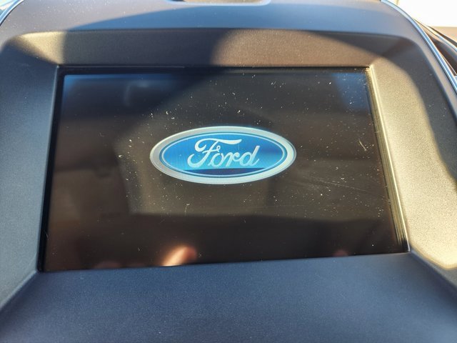 Used 2018 Ford Edge Titanium w/ Equipment Group 302A image 27