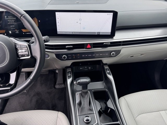 Used 2025 Kia Sorento S image 20