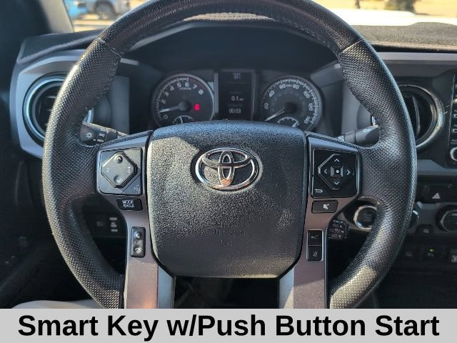Used 2020 Toyota Tacoma TRD Sport w/ TRD Premium Sport Package AWD/4WD image 10
